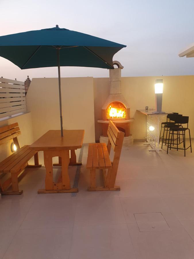 B&S Accommodation Penthouse 602 Hal Ghaxiak Eksteriør bilde